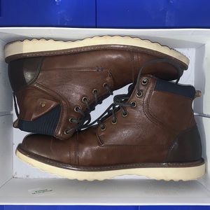 Men’s Chukka Boots size 10.5